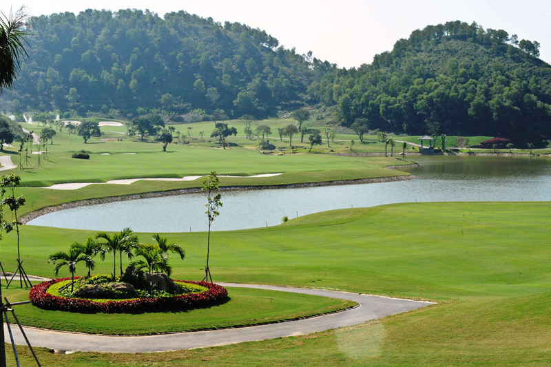 Mong Cai Golf Resort