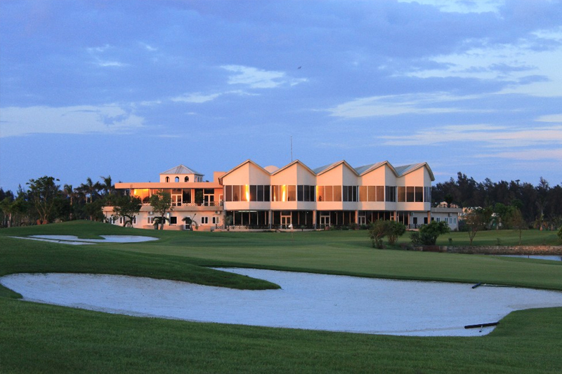 Cualo Golf Resort